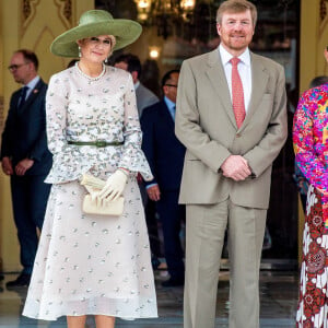 Le roi Willem-Alexander et la reine Maxima des Pays-Bas reçus par le sultan Hamengku Buwono et Radu Hemas au palais Kraton à Yogyakarta, lors d'une cérémonie d'accueil, à l'occasion d'un voyage officiel en Indonésie. Le 11 mars 2020  Yogyakarta, INDONESIA - King Willem-Alexander and Queen Maxima of The Netherlands during the welcome ceremony at Kraton Yogyakarta, the home of the Sultans family Hamengku Buwono during their State Visit to Indonesia.11/03/2020 - Yogyakarta