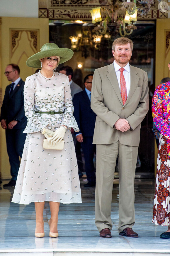 Le roi Willem-Alexander et la reine Maxima des Pays-Bas reçus par le sultan Hamengku Buwono et Radu Hemas au palais Kraton à Yogyakarta, lors d'une cérémonie d'accueil, à l'occasion d'un voyage officiel en Indonésie. Le 11 mars 2020  Yogyakarta, INDONESIA - King Willem-Alexander and Queen Maxima of The Netherlands during the welcome ceremony at Kraton Yogyakarta, the home of the Sultans family Hamengku Buwono during their State Visit to Indonesia.11/03/2020 - Yogyakarta