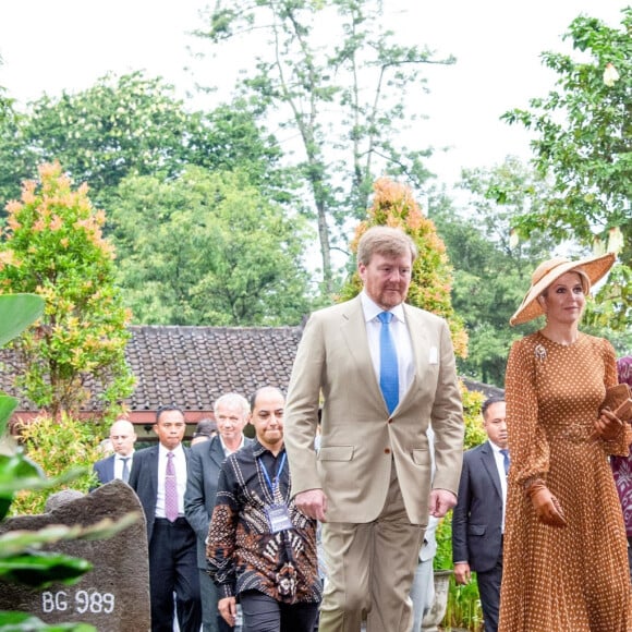 Le roi Willem-Alexander et la reine Maxima des Pays-Bas visitent le temple Prambanan lors de leur voyage officiel en Indonésie, le 11 mars 2020.  King Willem-Alexander and Queen Maxima of The Netherlands posing at the Prambanan Temple complex during their State Visit to Indonesia.11/03/2020 - Yogyakarta