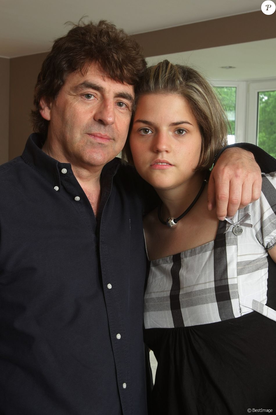 Claude Barzotti et sa fille Sarah Portrait du chanteur Claude Barzotti à Bruxelles le 15 juin Claude Barzotti et sa fille Sarah Portrait du chanteur Claude Barzotti à Bruxelles le 15 juin