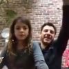 Michaël Youn avec sa fille Seven dans "Show Must Go Home", sur Facebook, le 19 mars 2020