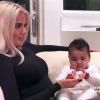 Kim Kardashian succède à la soirée familiale du réveil de Noël, Kris Jenner, lors dernier épisode de la série L'Incroyable Famille Kardashian à Los Angeles