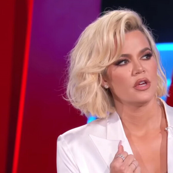 Khloe Kardashian (entourée de ses soeurs Kim et Kourtney) évoque sa relation avec Tristan Thompson sur le plateau de l'émission "Jimmy Kimmel Live!", le 2 avril 2019.