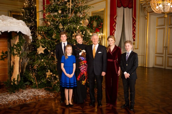 Le roi Philippe de Belgique, la reine Mathilde de Belgique et leurs enfants la princesse Elisabeth de Belgique, la princesse Eléonore de Belgique, le prince Gabriel de Belgique et le prince Emmanuel de Belgiquelors du traditionnel concert de Noël au palais à Bruxelles le 18 décembre 2019.