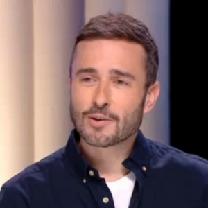 Julien Bellver, seul chroniqueur présent pour animer "Quotidien" - 26 mars 2020, TMC