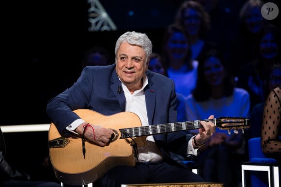 Exclusif - Enrico Macias - Enregistrement de l'émission "La Boîte à secrets 3" à Paris, présentée par F.Bollaert, et qui sera diffusée le 7 février sur France 3. Le 22 janvier 2020 © Tiziano Da Silva / Bestimage