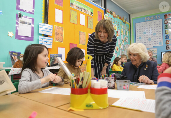 Camilla Parker Bowles, duchesse de Cornouailles, Felicity Dahl (veuve de Roald Dahl) - Visite de l'école primaire Bousfield à Londres pour célébrer la Journée mondiale du livre. Londres, 5 mars 2020.