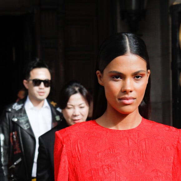 Tina Kunakey - Arrivée des people au défilé Stella McCartney Collection Prêt-à-Porter Printemps/Eté 2020 lors de la Fashion Week de Paris (PFW), le 30 septembre 2019. © Veeren Ramsamy-Christophe Clovis/Bestimage