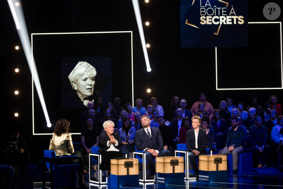 Exclusif - Faustine Bollaert, Mimie Mathy, Olivier Minne, Sheila - Enregistrement de l'émission "La Boîte à secrets 4" à Paris, présentée par F.Bollaert, et diffusée le 10 avril sur France 3. Le 23 janvier 2020 © Tiziano Da Silva / Bestimage