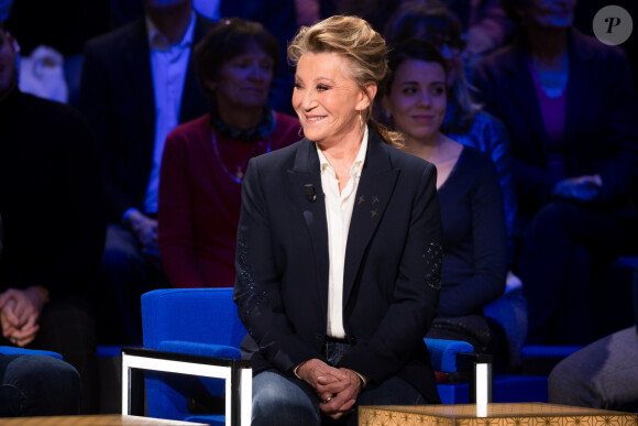 Exclusif - Sheila - Enregistrement de l'émission "La Boîte à secrets 4" à Paris, présentée par F.Bollaert, et diffusée le 10 avril sur France 3. Le 23 janvier 2020 © Tiziano Da Silva / Bestimage