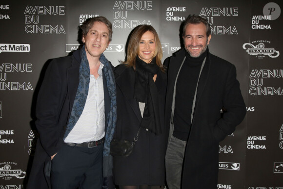 Eric Rochant avec ses acteurs Cécile de France et Jean Dujardin lors de l'avant-première de Möbius à l'UGC Normandie à Paris le 12 février 2013.