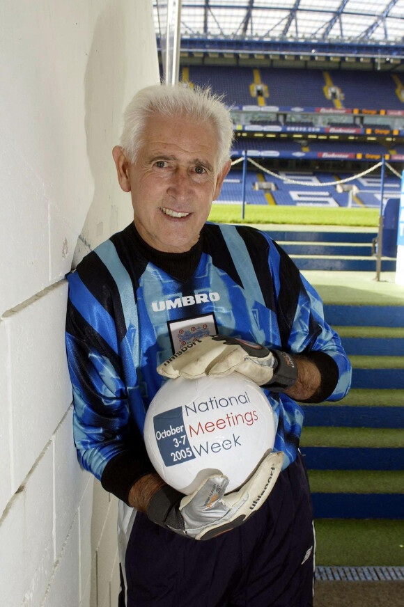Peter Bonetti, gardien de but légendaire du club de football de Chelsea, ici en 20056 à Stamford Bridge, est décédé le 12 avril 2020 à 78 ans des suites d'une longue maladie. © Matt Faber/PA Wire/Abacapress.com