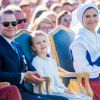 La princesse Victoria de Suède et son mari le prince Daniel de Suède avec leur fille la princesse Estelle de Suède lors de la célébration du 42e anniversaire de la princesse Victoria à Borgholm le 14 juillet 2019.