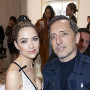 Ashley Benson et Gad Elmaleh - Photocall du défilé Giambattista Valli - collection prêt-à-porter Automne/Hiver 2020-2021 lors de la Fashion Week à Paris (PFW), le 2 mars 2020. © Olivier Borde / Bestimage