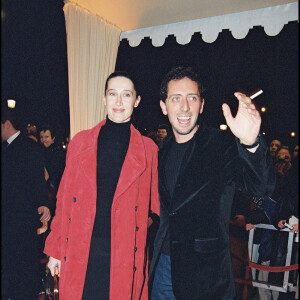 Anne Brochet et Gad Elmaleh à la première d'Astérix Mission Cléôpatre, en janvier 2002. 