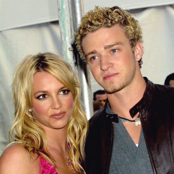 Britney Spears et Justin Timberlane. Le 21 juin 2002.