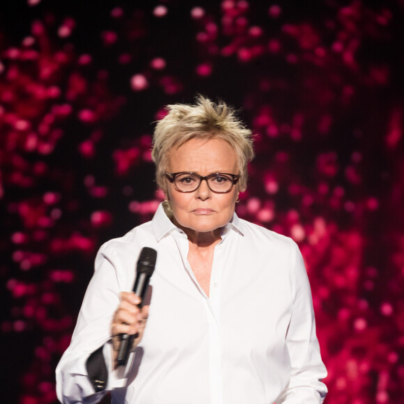 Exclusif - Muriel Robin - Enregistrement de l'émission "La Boîte à secrets 4" à Paris, présentée par F.Bollaert, et diffusée le 10 avril sur France 3. Le 23 janvier 2020 © Tiziano Da Silva / Bestimage