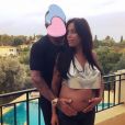 Amel Bent a publié dans sa story Instagram du mardi 14 avril 2020 des photos de sa deuxième grossesse.
