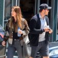 Exclusif - Chris Pratt et sa fiancée Katherine Schwarzenegger s'embrassent dans les rues de West Hollywood, le 25 avril 2019.