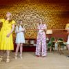 La reine Maxima des Pays-Bas et ses filles la princesse héritière Catharina-Amalia (ici à la manoeuvre visi, la princesse Alexia et la princesse Ariane ont inauguré une plateforme de vente en ligne le 27 avril 2020 au palais Huis ten Bosch à l'occasion de la Fête du Roi pour le 53e anniversaire du roi Willem-Alexander.