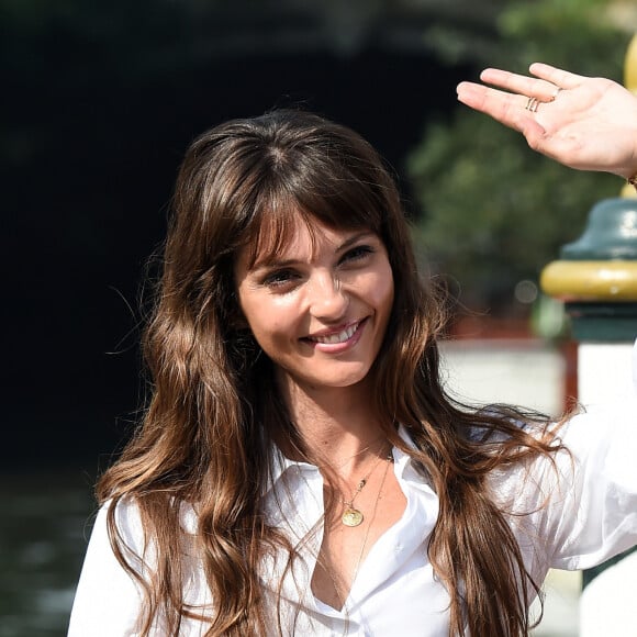 Annabelle Belmondo arrive à l'hôtel Excelsior en marge du 76ème festival du film de Venise, la Mostra, sur le Lido de Venise, Italie, le 30 août 2019.