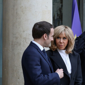 Le président Emmanuel Macron, la première dame Brigitte Macron - Le roi et la reine d'Espagne arrivent au palais de l'Elysée à Paris pour un déjeuner avant la cérémonie à l'occasion de la première journée nationale d'hommage aux victimes du terrorisme le 11 mars 2020. © Stéphane Lemouton / Bestimage