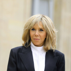 La première dame Brigitte Macron - Le roi et la reine d'Espagne arrivent au palais de l'Elysée à Paris pour un déjeuner avant la cérémonie à l'occasion de la première journée nationale d'hommage aux victimes du terrorisme le 11 mars 2020. © Dominique Jacovides / Bestimage