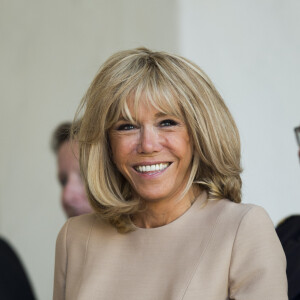 La première dame Brigitte Macron - Le président de la République française reçoit le premier ministre de la République Hellénique au palais de l'Elysée à Paris le 22 août 2019. © JB Autissier / Panoramic / Bestimage