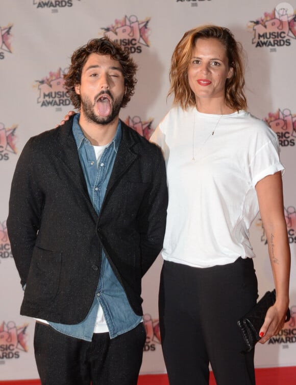 Laure Manaudou et son compagnon Jérémy Frérot - Arrivées à la 17ème cérémonie des NRJ Music Awards 2015 au Palais des Festivals à Cannes, le 7 novembre 2015. © Rachid Bellak/Bestimage