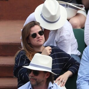 Jean-François Piège et sa femme Elodie Tavares Piège - People dans les tribunes des Internationaux de France de Tennis de Roland Garros à Paris. Le 9 juin 2018 © Cyril Moreau / Bestimage