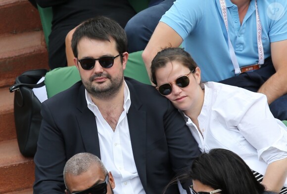 Jean-François Piège et sa femme Elodie Tavares (enceinte) - People au village des Internationaux de France de tennis de Roland Garros à Paris. Le 29 mai 2015