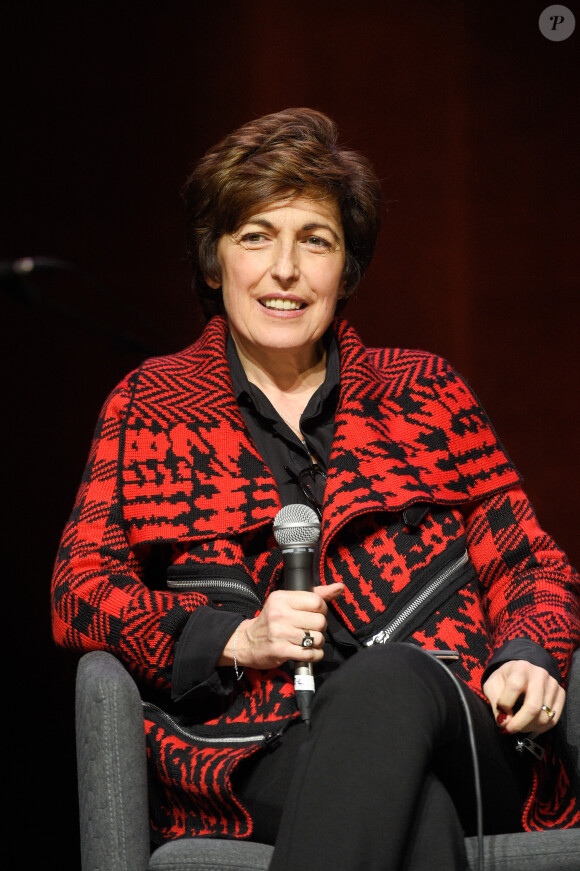 Ruth Elkrief - Hommage " Etre Toujours Charlie ! De la Mémoire au Combat" aux Folies Bergère à Paris le 6 janvier 2018 pour l'anniversaire des 3 ans de l'attaque terroriste contre l'hebdomadaire satyrique Charlie Hebdo en 2015. © Coadic Guirec/Bestimage