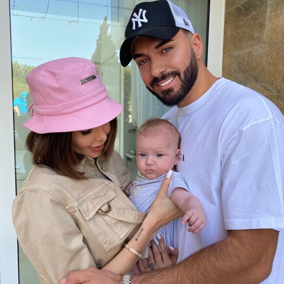 Nabilla Benattia, Thomas Vergara et leur fils Milann, le 8 janvier 2019