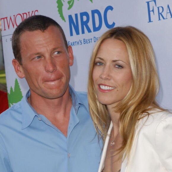 Lance Armstrong et Sheryl Crow lors de la soirée NRDC's Earth to L.A. au Wadsworth Theatre de Los Angeles, le 6 mai 2004