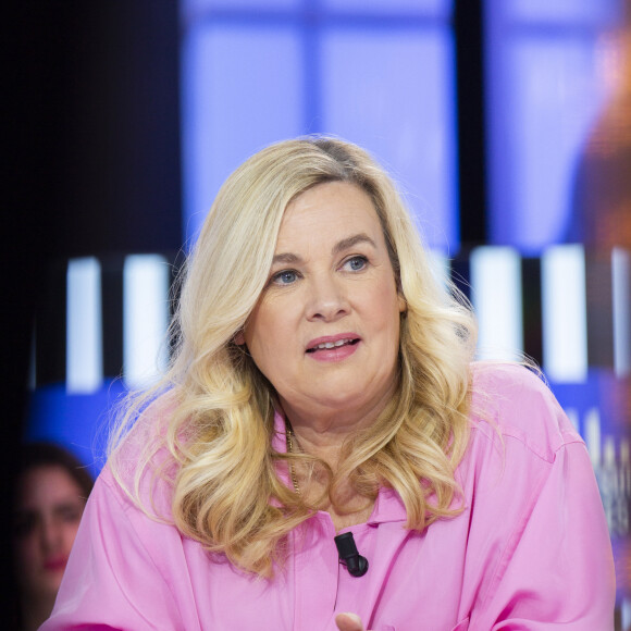 Exclusif - Hélène Darroze - Enregistrement de l'émission "Clique" présentée par M. Achour sur Canal Plus à Issy-les-Moulineaux le 11 mars 2020. © Jack Tribeca/Bestimage