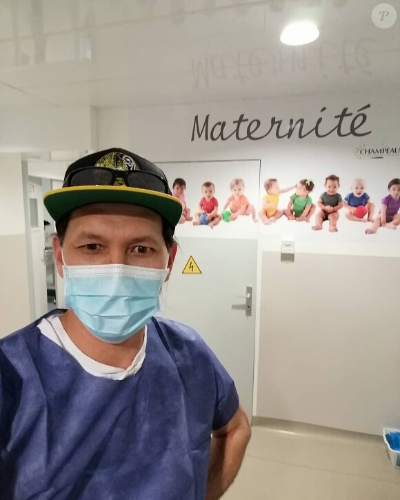 Teheiura de "Koh-Lanta" à la maternité, le 17 mai 2020
