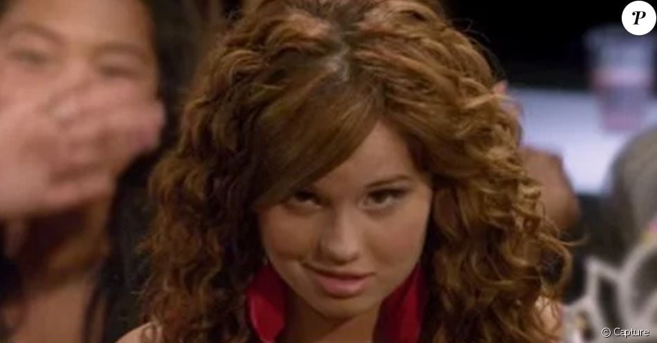 Debby Ryan Dans Jessie Purepeople 