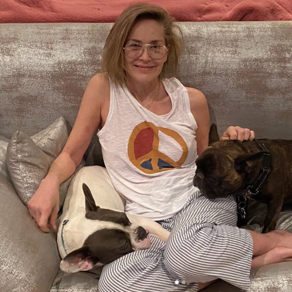 Sharon Stone, confinée. Avril 2020.