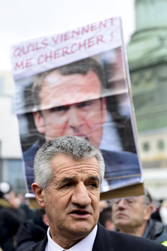 Jean Lassalle, député de la 4ème circonscription des Pyrénées Atlantiques - Manifestation des gilets jaunes à Paris le 16 novembre 2019. © JB Autissier / Panoramic / Bestimage