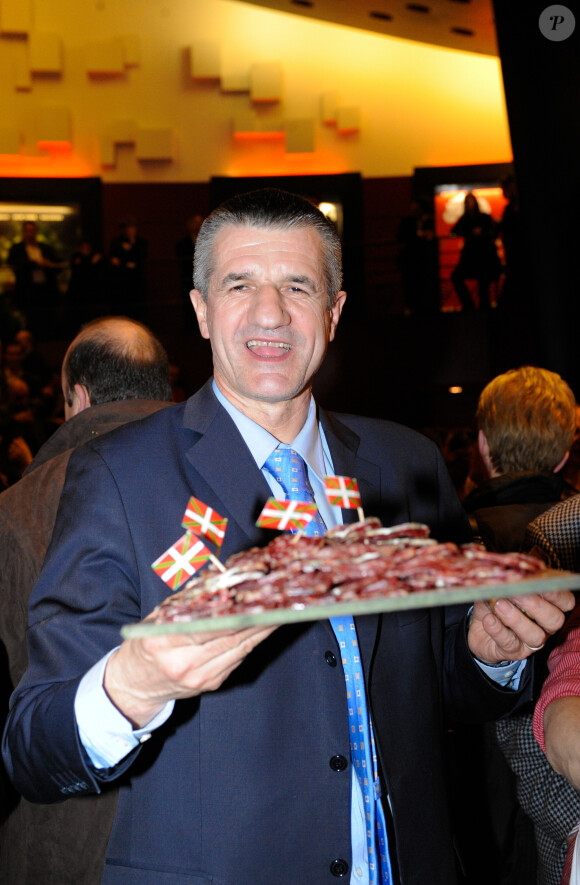 Archives - Le député Maire Jean Lassalle lors de la fête des Basques à l'Olympia en 2009. © Patrick Carpentier / Bestimage