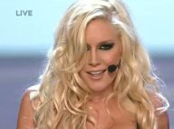 Quand Heidi Montag s'arrache en live... en playback et avec une choré horrible ! Regardez !