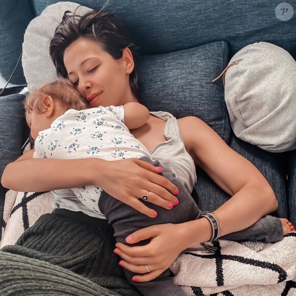 Daniela Martins avec son fils E., le 10 avril 2020 sur Instagram