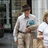 Exclusif - Woody Allen quitte son hôtel à Bruxelles en Belgique avec sa femme Soon-Yi Previn lors de sa tournée européenne "Woody Allen & The Eddy Davis New Orleans Jazz Band " où il donnait un concert la veille au Bozar à Bruxelles. Belgique, Bruxelles, 23 juin 2019.