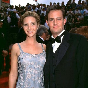 Lisa Kudrow et Matthew Perry - Soirée Emmy Awards 1997 à Los Angeles. Le 10 septembre 1997.