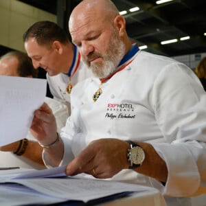 Exclusif - Philippe Etchebest préside le salon français de la restauration "Expotel" à Bordeaux. Il dirige aussi la journée des chefs et sa compétion regroupant 22 Etoiles sur l'évènement, le 25 Novembre 2019. © Patrick Bernard/ Bestimage