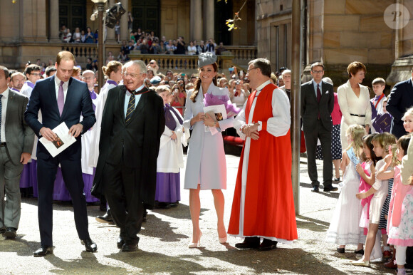 Le prince William, duc de Cambridge, et Kate Catherine Middleton, duchesse de Cambridge, ont assisté à la messe de Pâques en la cathédrale St Andrews à Sydney lors de leur visite officielle en Australie. Le 20 avril 2014