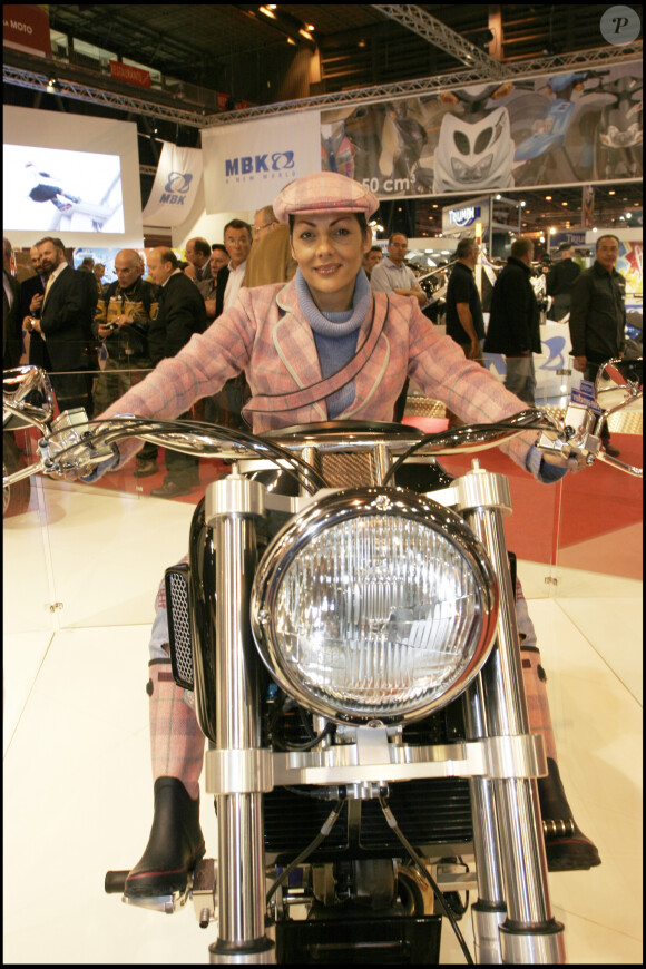 Hermine de Clermont-Tonnerre au mondial des deux roues au Parc des expos à Paris, en 2007