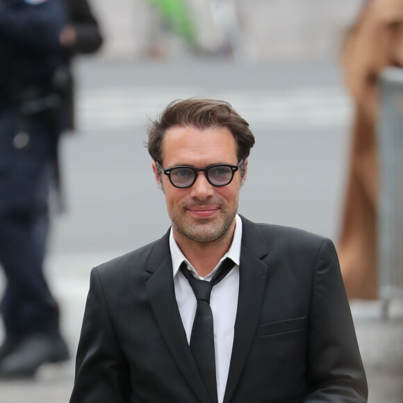 Nicolas Bedos - Hommage à Guy Bedos en l'église de Saint-Germain-des-Prés à Paris le 4 juin 2020.