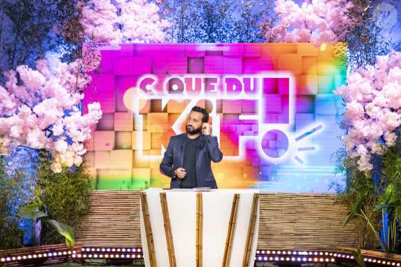 Exclusif - Cyril Hanouna et ses chroniqueurs de retour pour la première fois en studio depuis le déconfinement pour l'enregistrement de l'émission "C que du kif!" sur C8 pendant l'épidémie de Coronavirus Covid-19 à Paris le 12 mai 2020. © Jack Tribeca / Bestimage