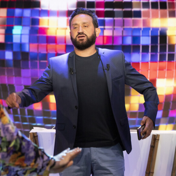 Exclusif - Cyril Hanouna, Jean-Michel Maire et et Kelly Vedovelli - Cyril Hanouna et ses chroniqueurs de retour pour la première fois en studio depuis le déconfinement pour l'enregistrement de l'émission "C que du kif!" sur C8 pendant l'épidémie de Coronavirus Covid-19 à Paris le 12 mai 2020. © Jack Tribeca / Bestimage